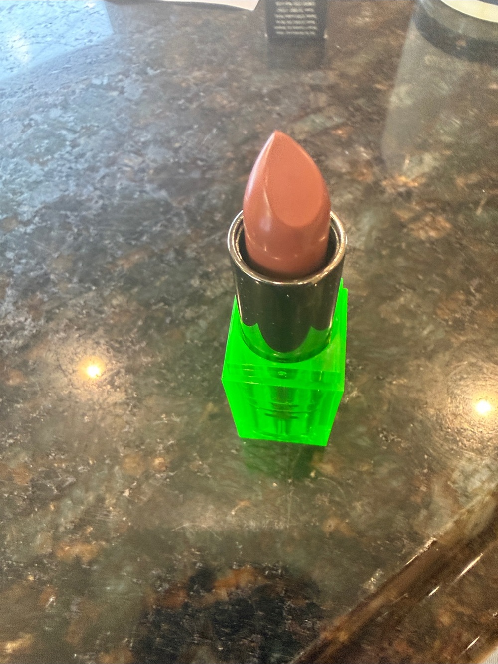 MAC Teyana Taylor “I got a man” lipstick NWB - Picture 3 of 4